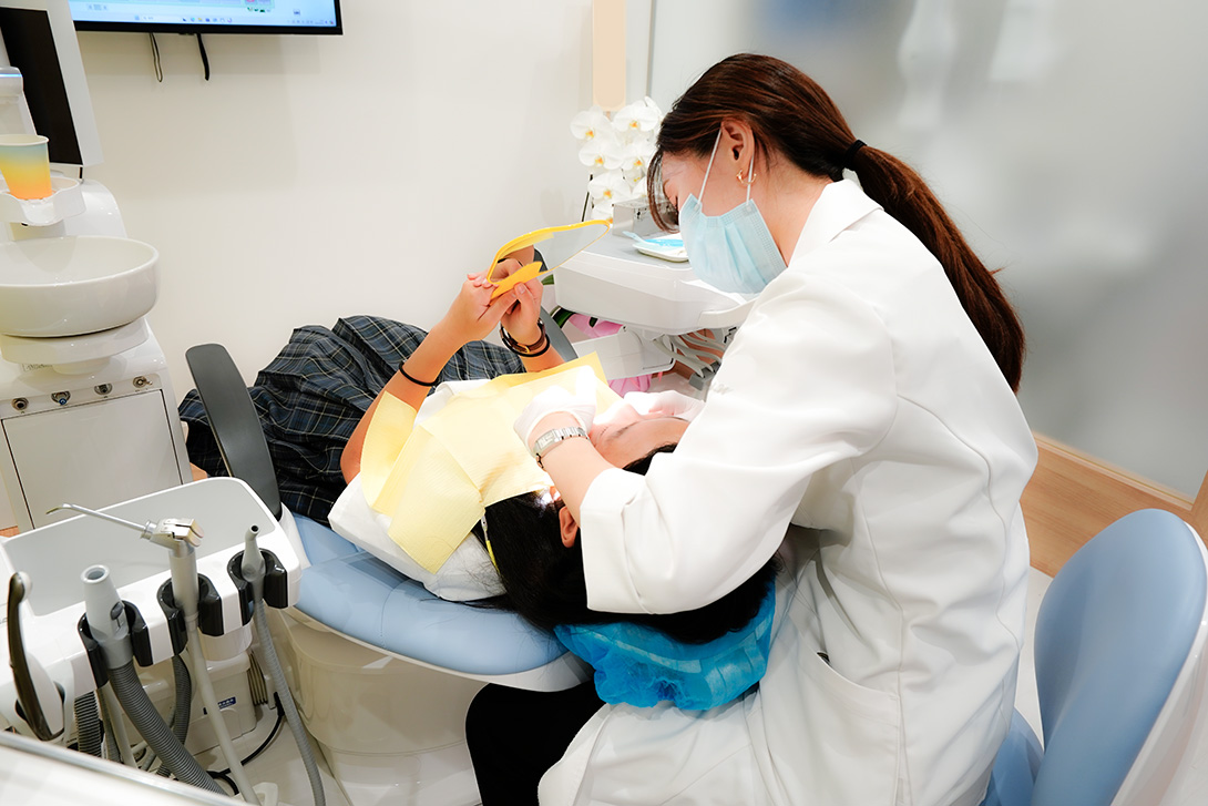 国領あおぞら歯科クリニック 矯正歯科・女性の先生